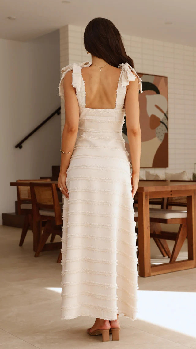 Vestido Largo con Volantes, Textura y Tirantes con Lazo