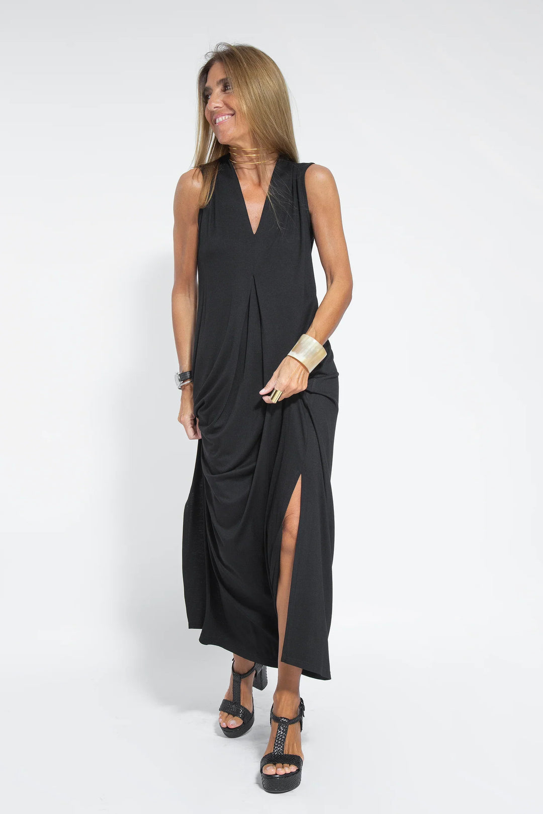 Vestido Valéria largo con cuello de pico