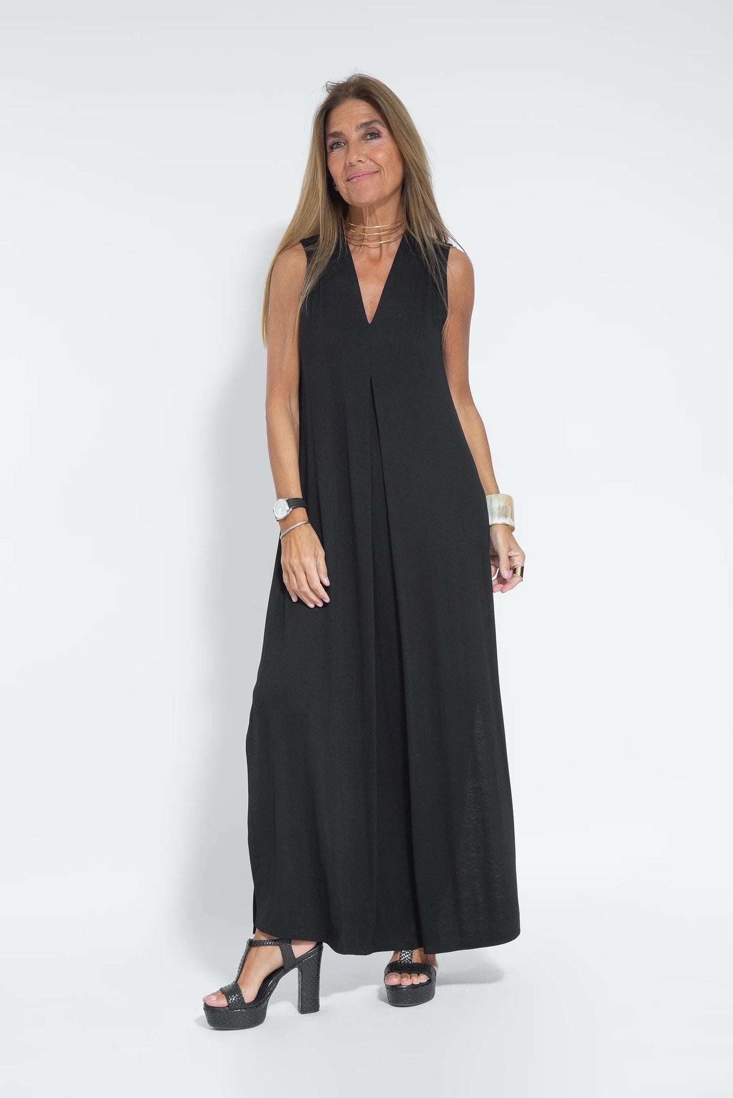 Vestido Valéria largo con cuello de pico