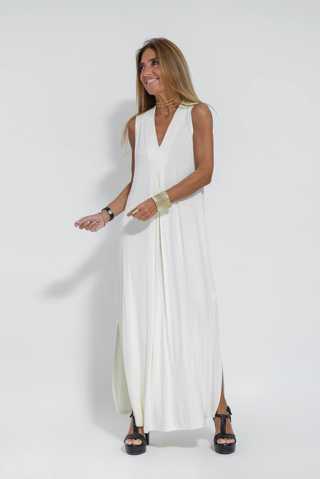 Vestido Valéria largo con cuello de pico