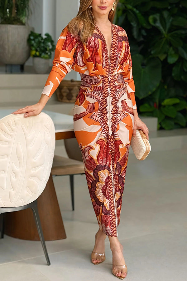Vestido Midi Ruched de Manga Larga con Abertura y Estampado