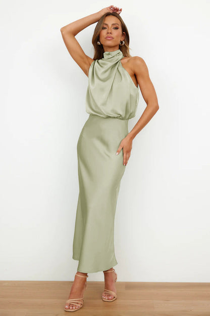 Vestido Largo de Satén con Escote Halter